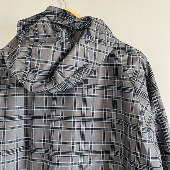 Precision Mountainwear | Winter Coat - Picture 7 of 7